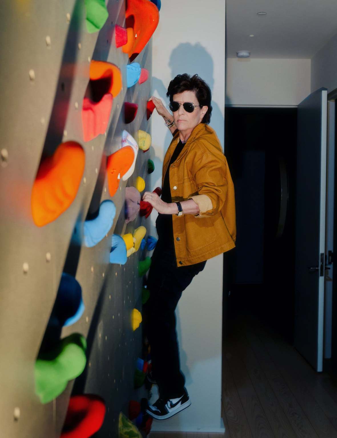 KARASWISHER_lo_02_superJumbo