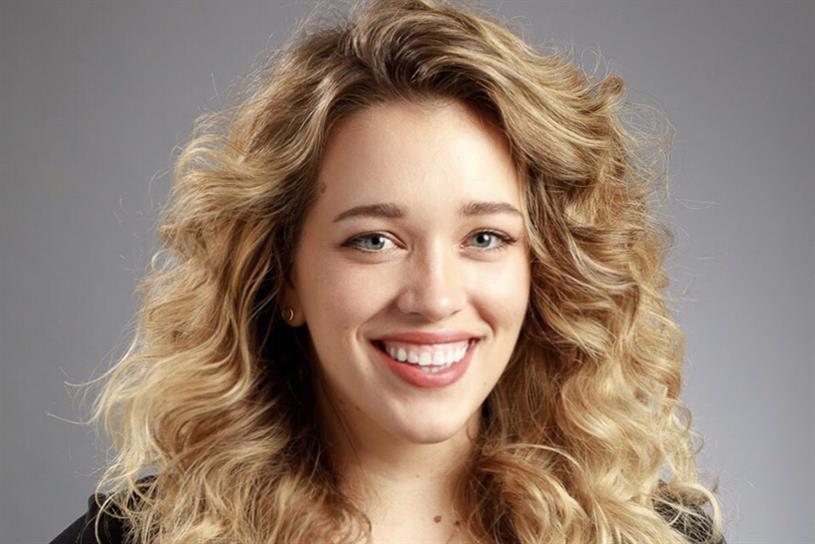 SaraReinisHeadshot_20180308033536942 SaraReinisHeadshot_20180308033536942