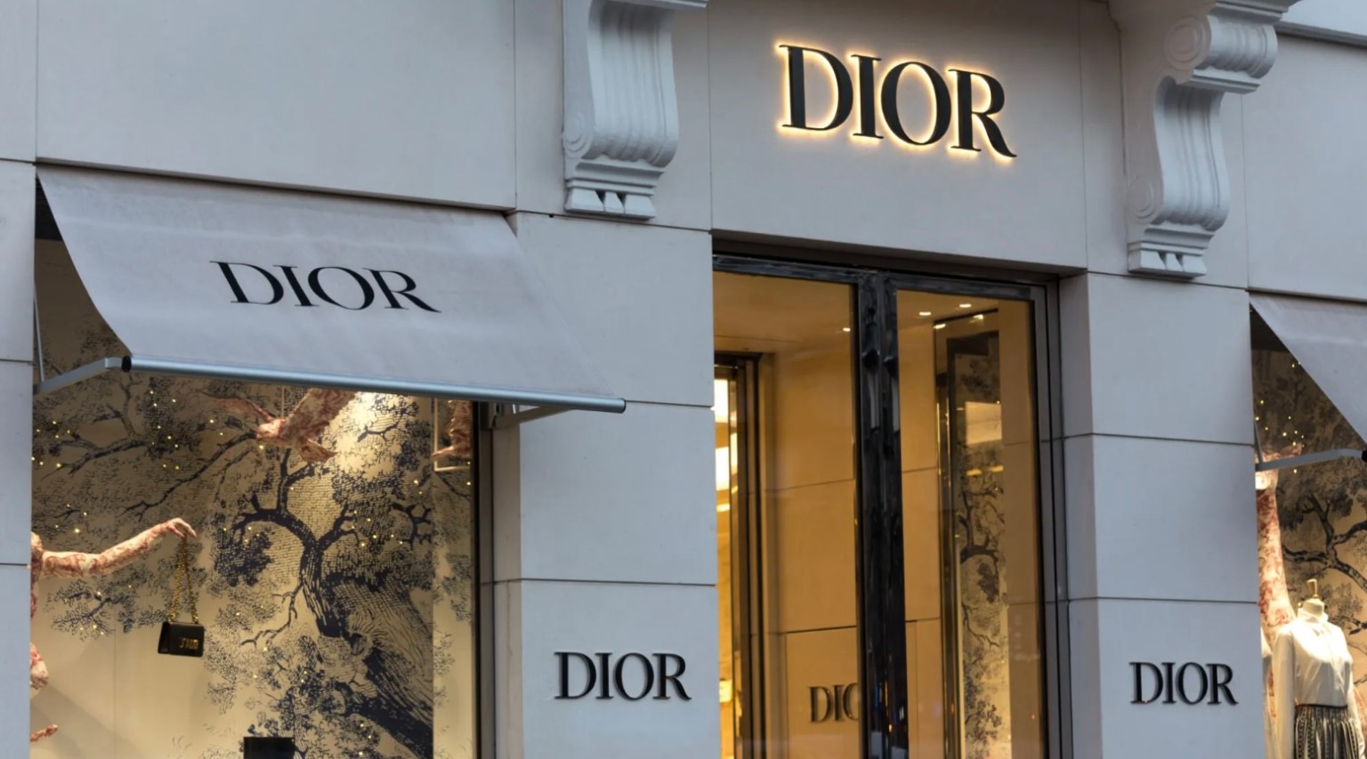 Dior